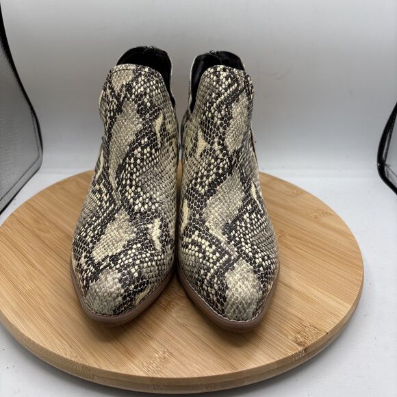 Blondo Esmee Waterproof Snake Print Ankle Bootie Block Heel Zip Women's 8M - Picture 3 of 11